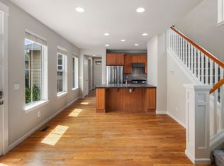 662 Lyons Ave NE, Renton, WA 98059