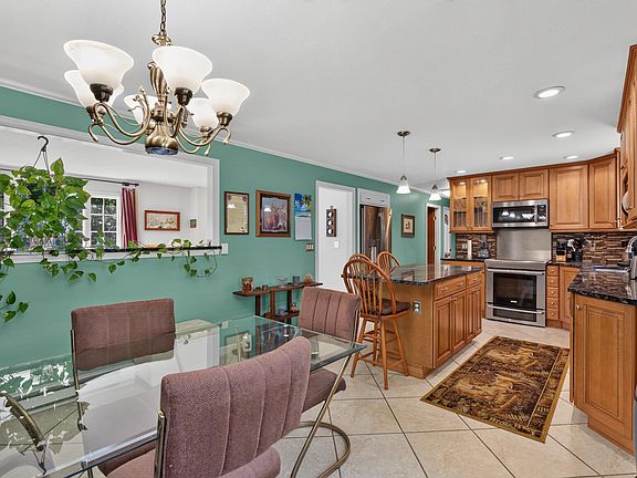 3rd image of 55 Hanna Drive