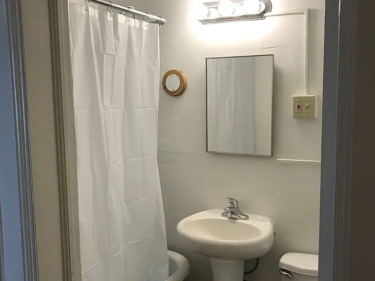 1365 Spruce Pl — Photo 33