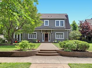 4224 SE Oak St, Portland, OR