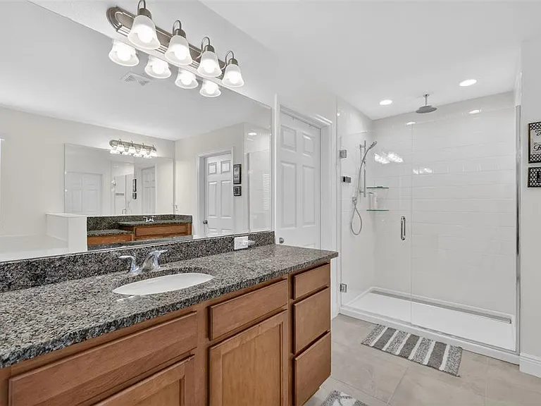 6070 Sierra Crown St — Photo 21