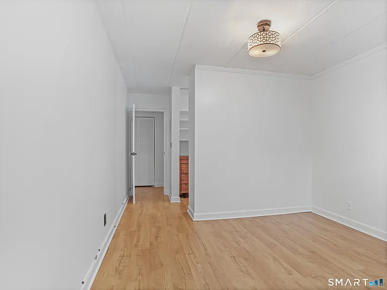 27 Northill St #2J — Photo 17