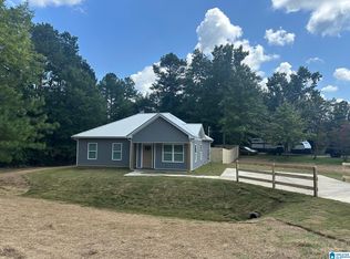 15 Colonial Ln, Odenville, AL 35120