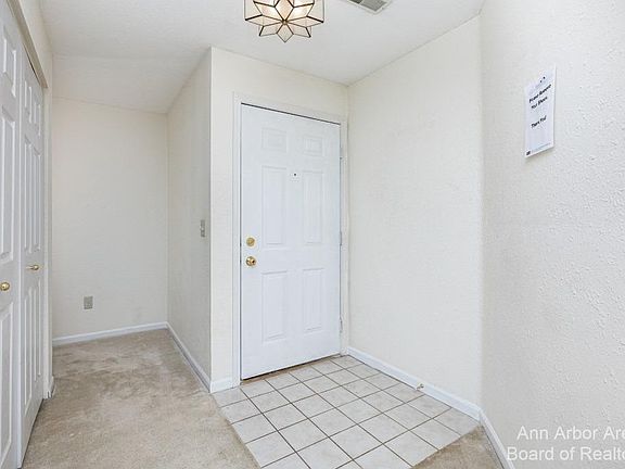 4th image of 1290 Heatherwood Ln