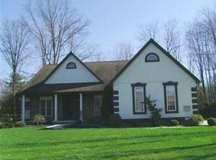 3135 Linden Pl, Canfield, OH 44406
