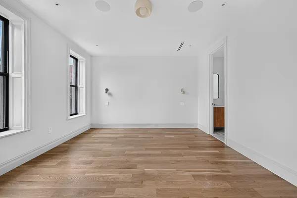 Bedroom, photo 5