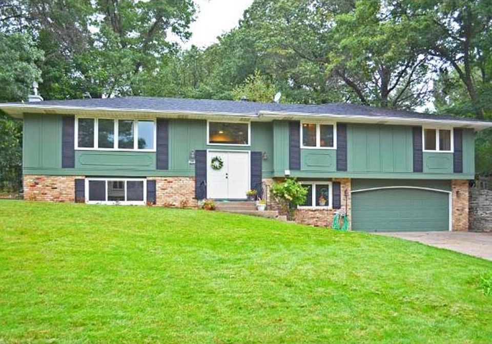 1st image of 1595 Trollhagen Dr NE