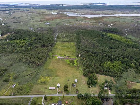 4th image of Andrews Rd