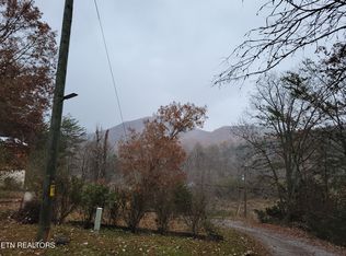 1 & 2 Ridgeview Dr, Sevierville, TN 37876