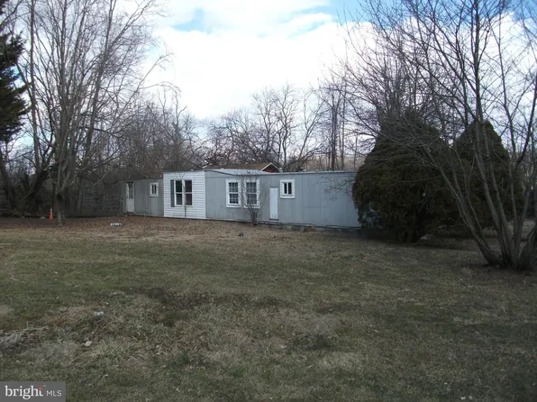 109 W Main St, Fayetteville, PA 17222