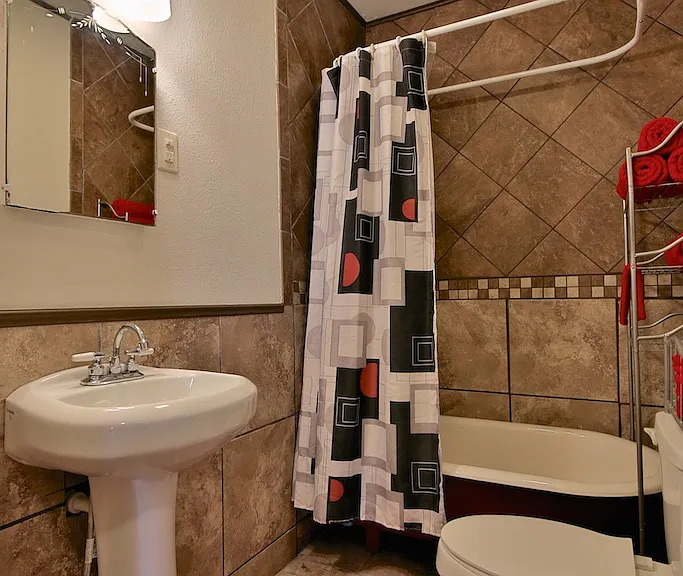 825 Palm St — Photo 23