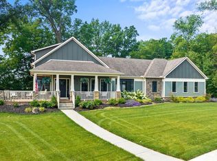 5816 Deer Hollow Rd, Auburn, IN 46706