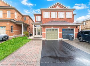 3302 Stoney Cres, Mississauga, ON L5M 0N5