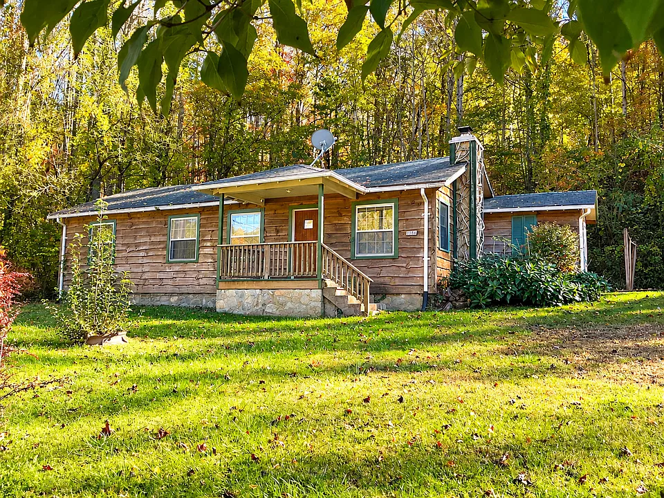 1361 Soco Rd