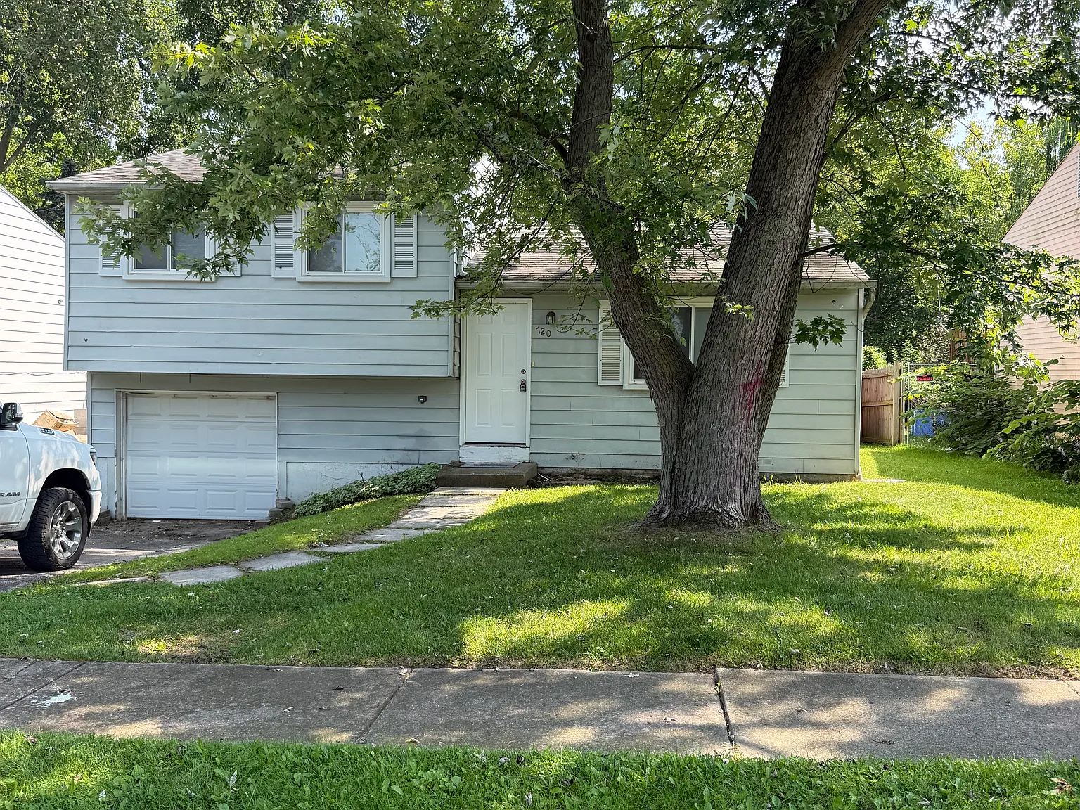3 bed, 1080 sqft, $1,500 — Photo 1