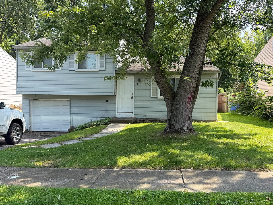 720 Southbriar Rd
