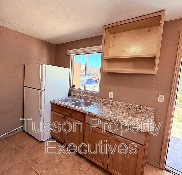 3625 S 7th Ave #2 — Photo 1