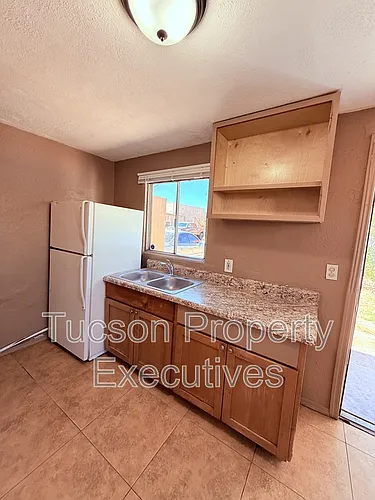 3625 S 7th Ave #2 Photo 1