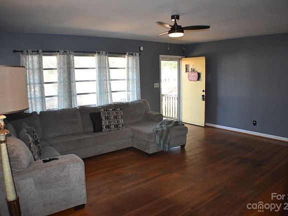 2nd image of 711 Peachtree St