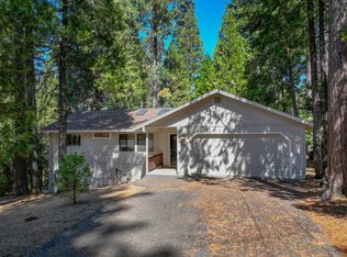 2105 Castlewood Ln, Arnold, CA 95223