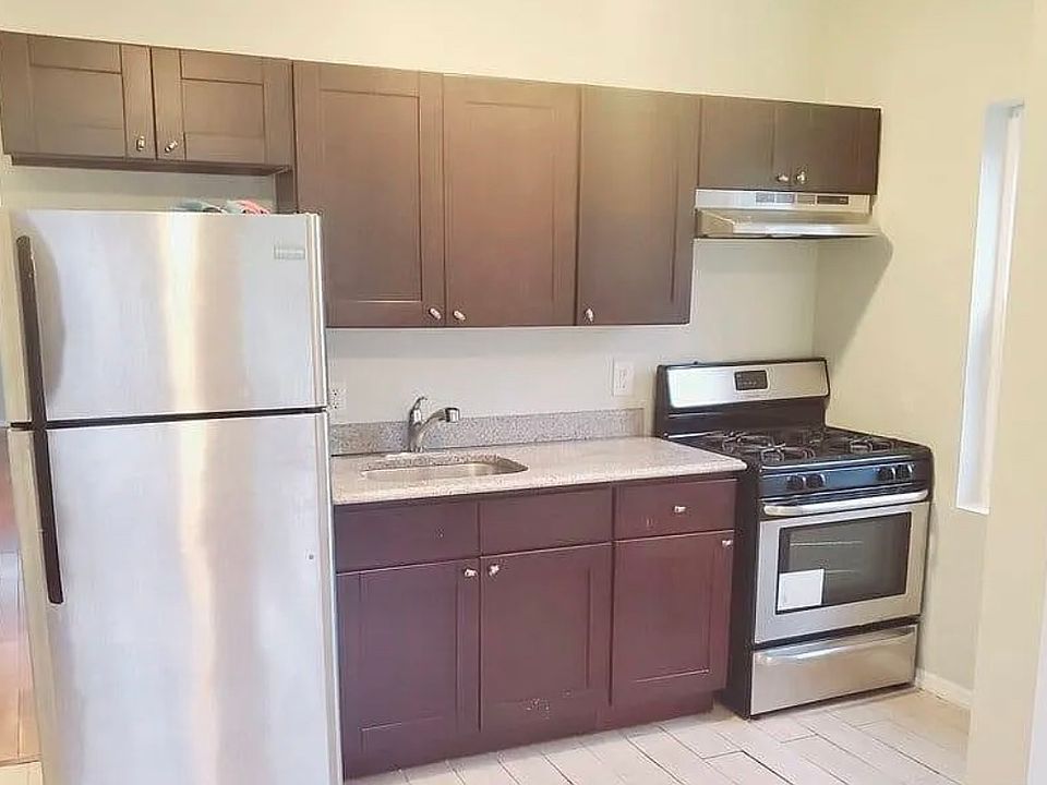 1st image of 405 Park Ave #1