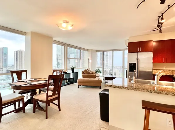 909 Kapiolani Blvd, Honolulu, HI