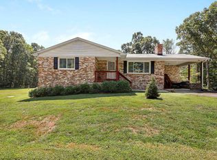 8417 Harts Mill Rd, Warrenton, VA 20186