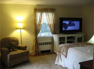 406 School St, Wellesley, MA 02482