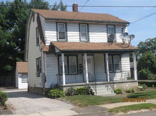 15 Chappelle St, Danbury, CT 06810