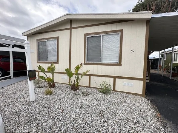 880 N Lake St Space 69, Hemet, CA 92544