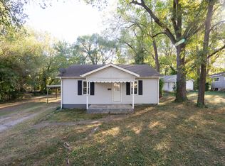 1426 W Catalpa St, Springfield, MO 65807