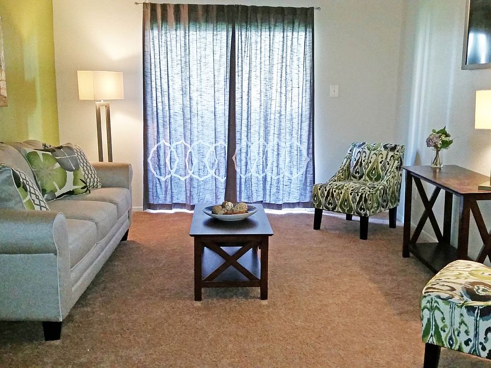 Avery Trace Living Room