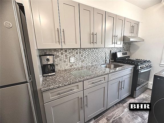 2nd image of 2042 E 57th St #98A