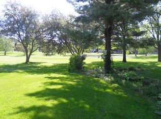 916 Heatherton Dr, Naperville, IL