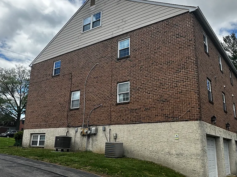 641 W Springfield Rd #B-3 — Photo 17