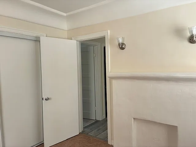 5221 Longfellow St #5221 — Photo 6