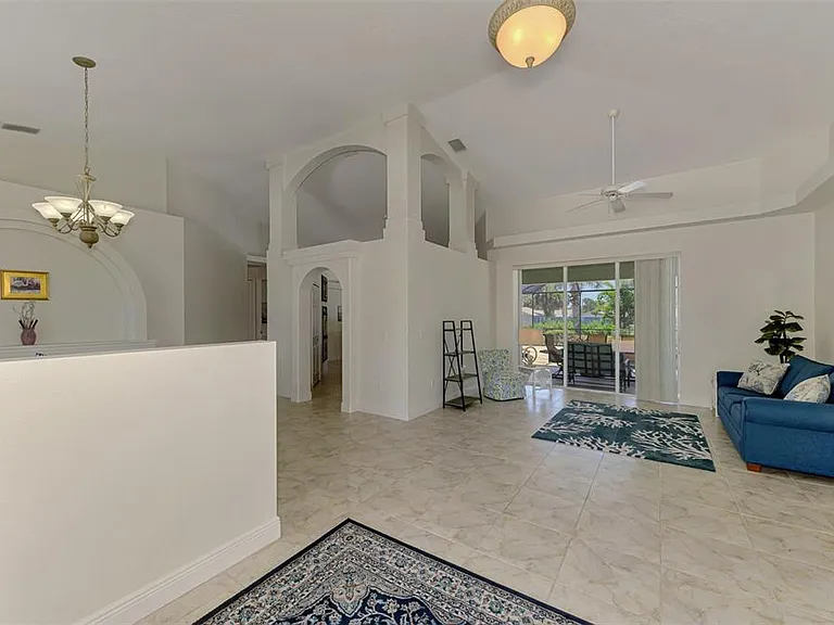 900 Park Place Dr — Photo 22