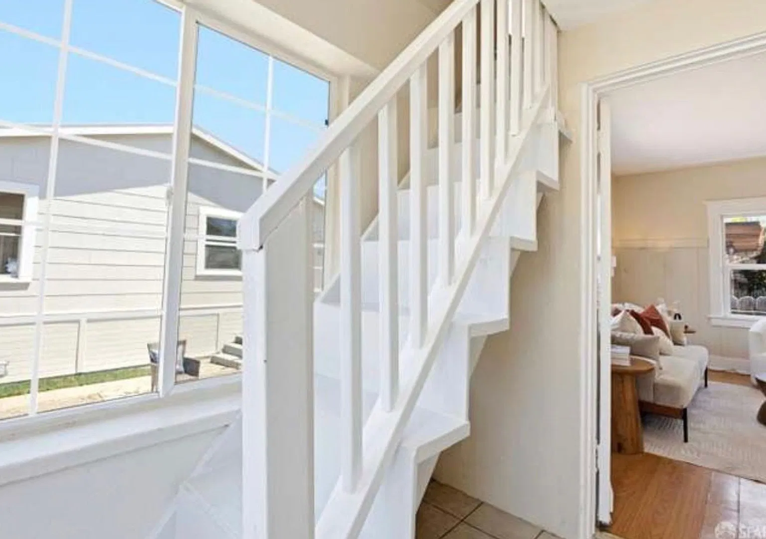 Charming 1 bedroom 1 office 1 loft House in Richmond — Photo 4