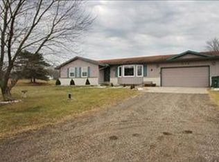 976 131st Ave, Wayland, MI 49348