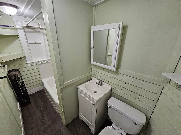 1297 Elm St #17 — Photo 10