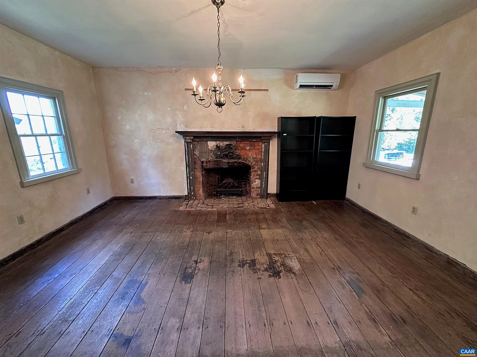 2 bed, 2.0 bath, 1200 sqft, $1,200 — Photo 2