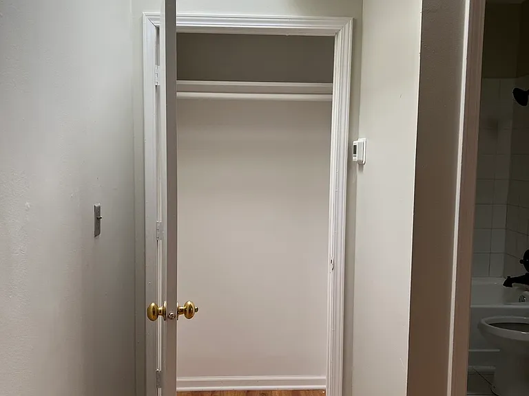 3242 N Pulaski Rd #3 — Photo 8
