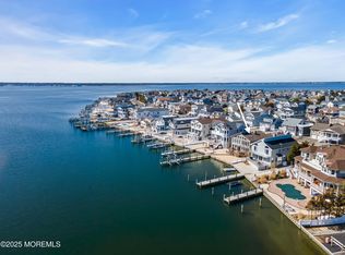 199 Pershing Blvd, Lavallette, NJ 08735