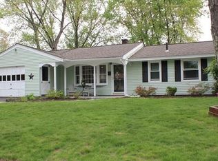 104 Ruthellen Rd, Bellingham, MA 02019