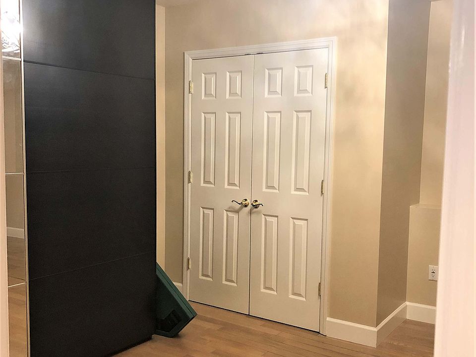 1st image of 589 Wilson Ave