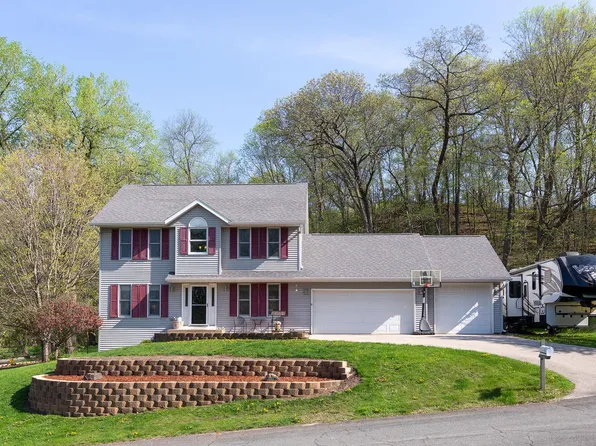 W6572 Apache Ct, Onalaska, WI 54650