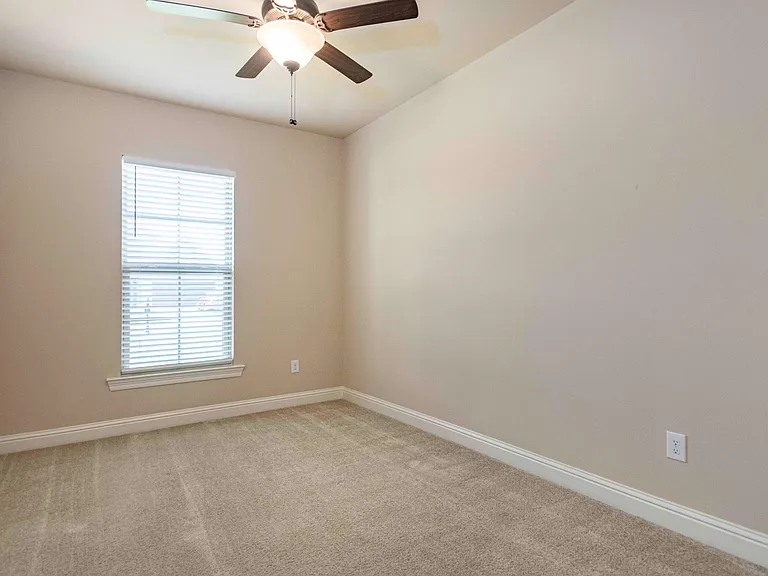 112 Melanie Rose Dr — Photo 15