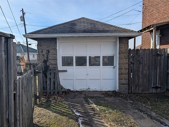 5th image of 627 Kimball Ave