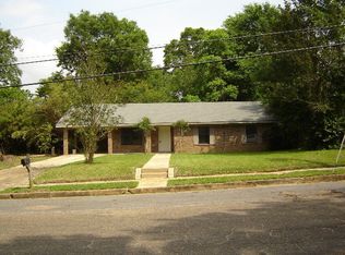 323 5th St S, McComb, MS 39648