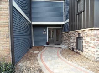 1475 S County Farm Rd APT 1-2, Wheaton, IL 60189